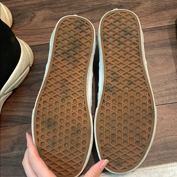Vans Classic Slip-On with Gum Sole - Picture 2 of 3